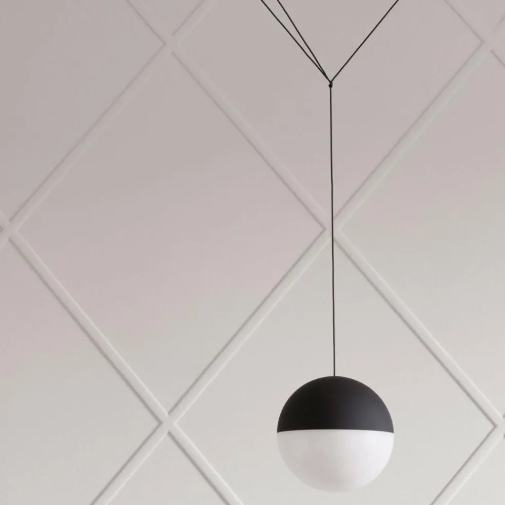 String Lights LED Pendelleuchte kugelförmig