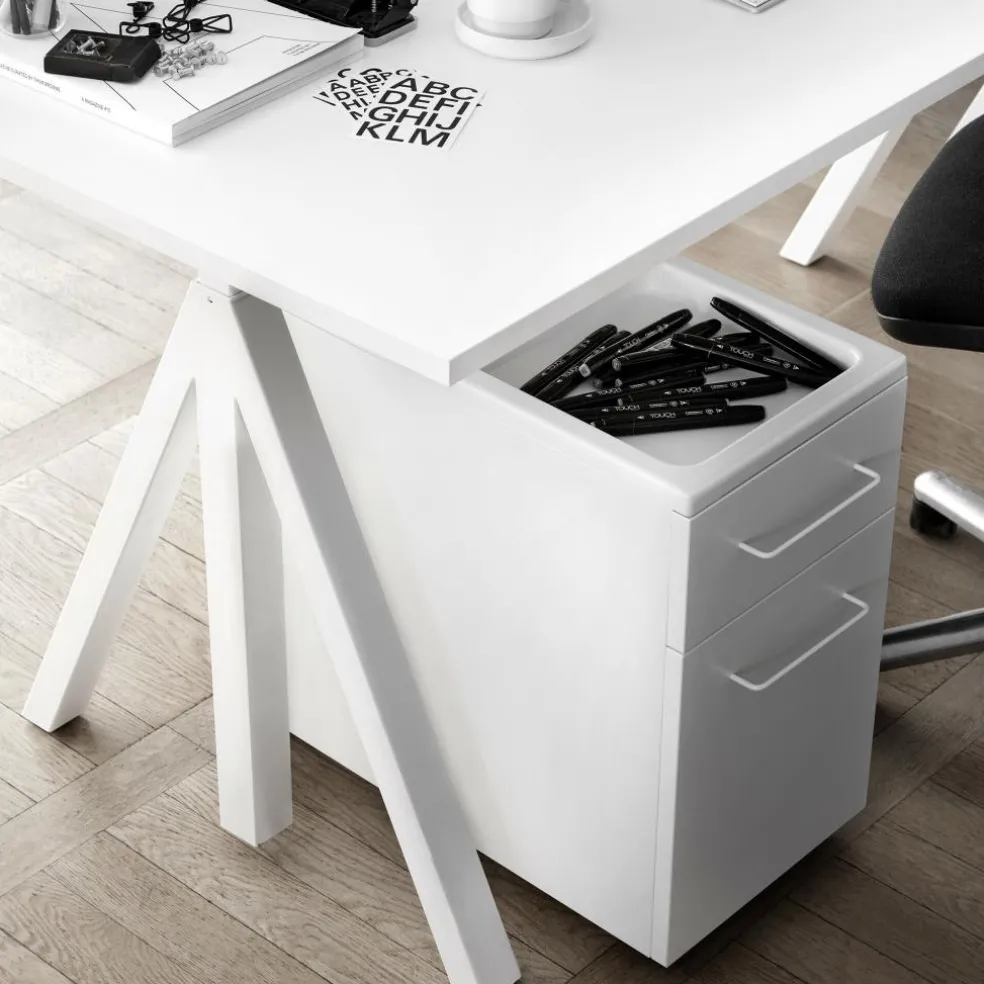 String Works Schreibtisch Gestell weiß