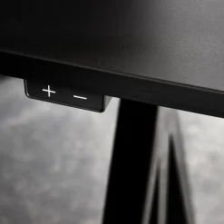 String Works Schreibtisch höhenverstellbar Gestell schwarz