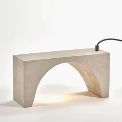 Tangent Tischleuchte