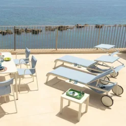 Tiki Sonnenliege mit Rollen