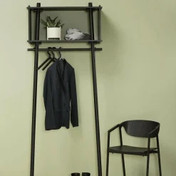 Töjbox Wandgarderobe