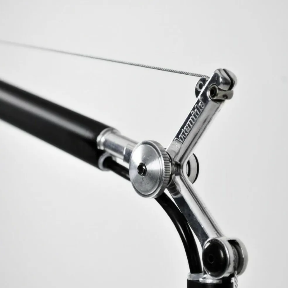 Tolomeo Mini Tischleuchte mit Tischklemme