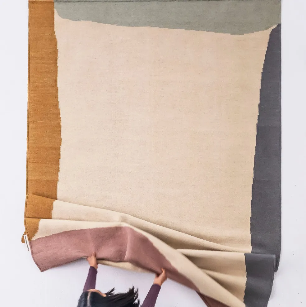 Tones 2 Kilim Teppich