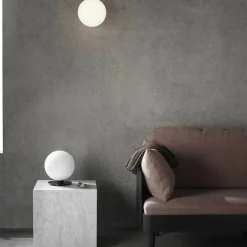 TR Bulb Wand-/Deckenleuchte