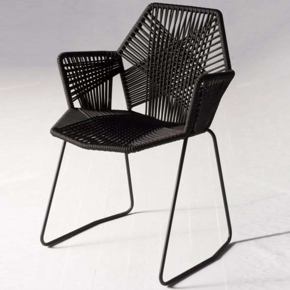 Tropicalia Armlehnstuhl