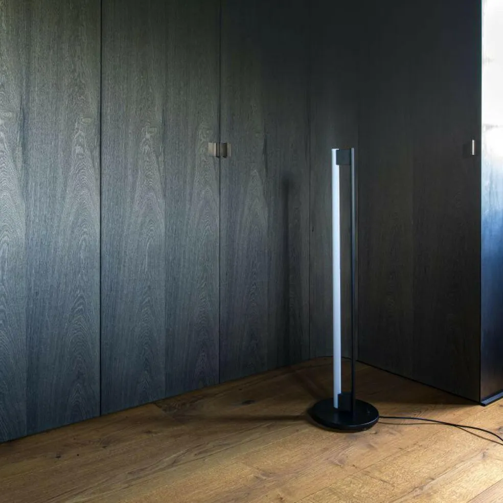 Tube Light Stehleuchte