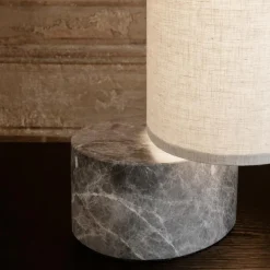 Unbound LED Tischleuchte