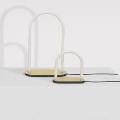 Unseen LED Tischleuchte