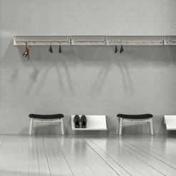 Unu Wandgarderobe mit 6 Haken & Stange