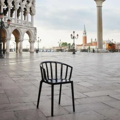 Venice Gartenarmlehnstuhl glänzend