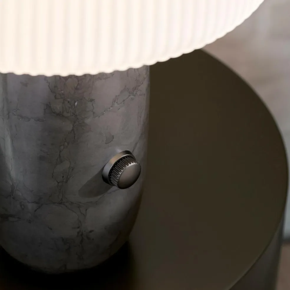 Vipp591 Sculpture LED Tischleuchte S