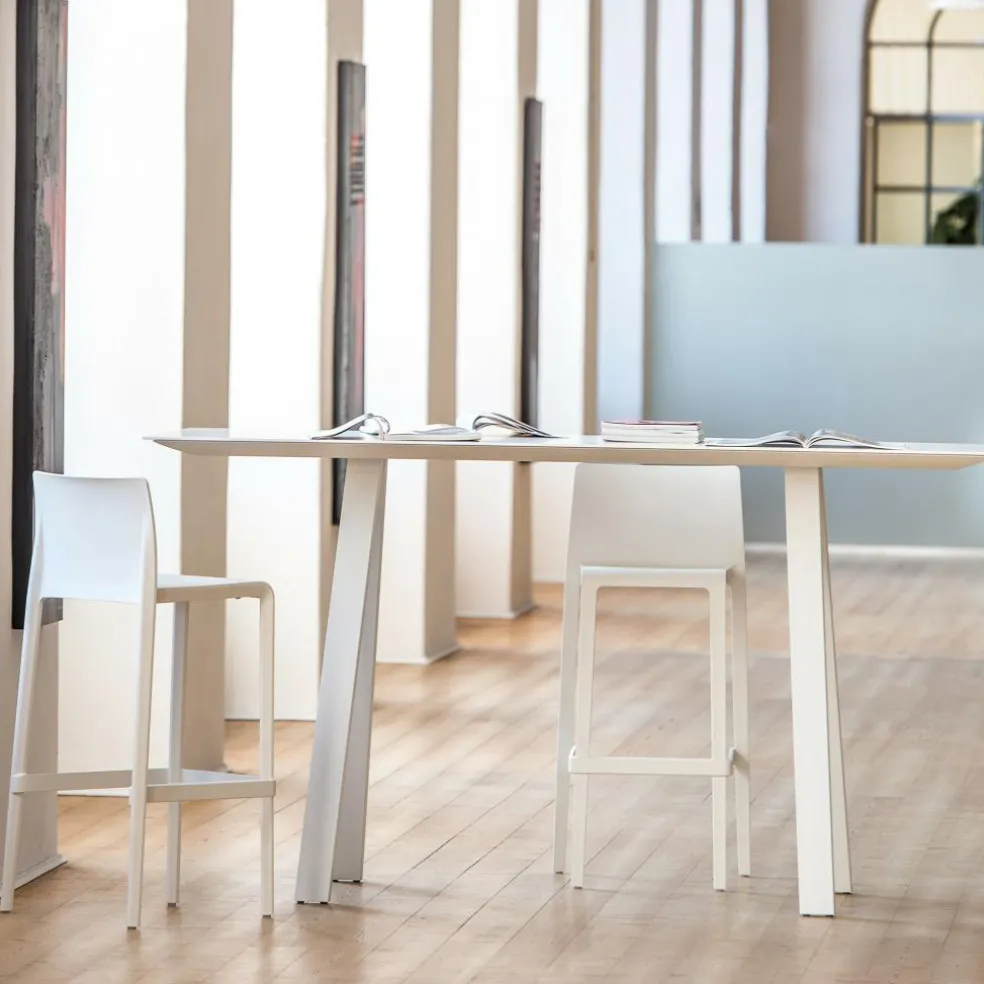 Volt 678 Outdoor Barhocker