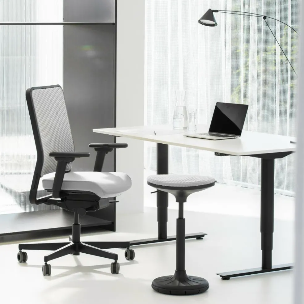 W3 3D Hocker Fußsohle schwarz