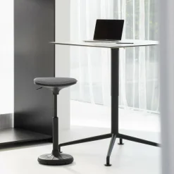 W3 3D Hocker Fußsohle schwarz