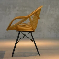 Yara Rattan Armlehnstuhl