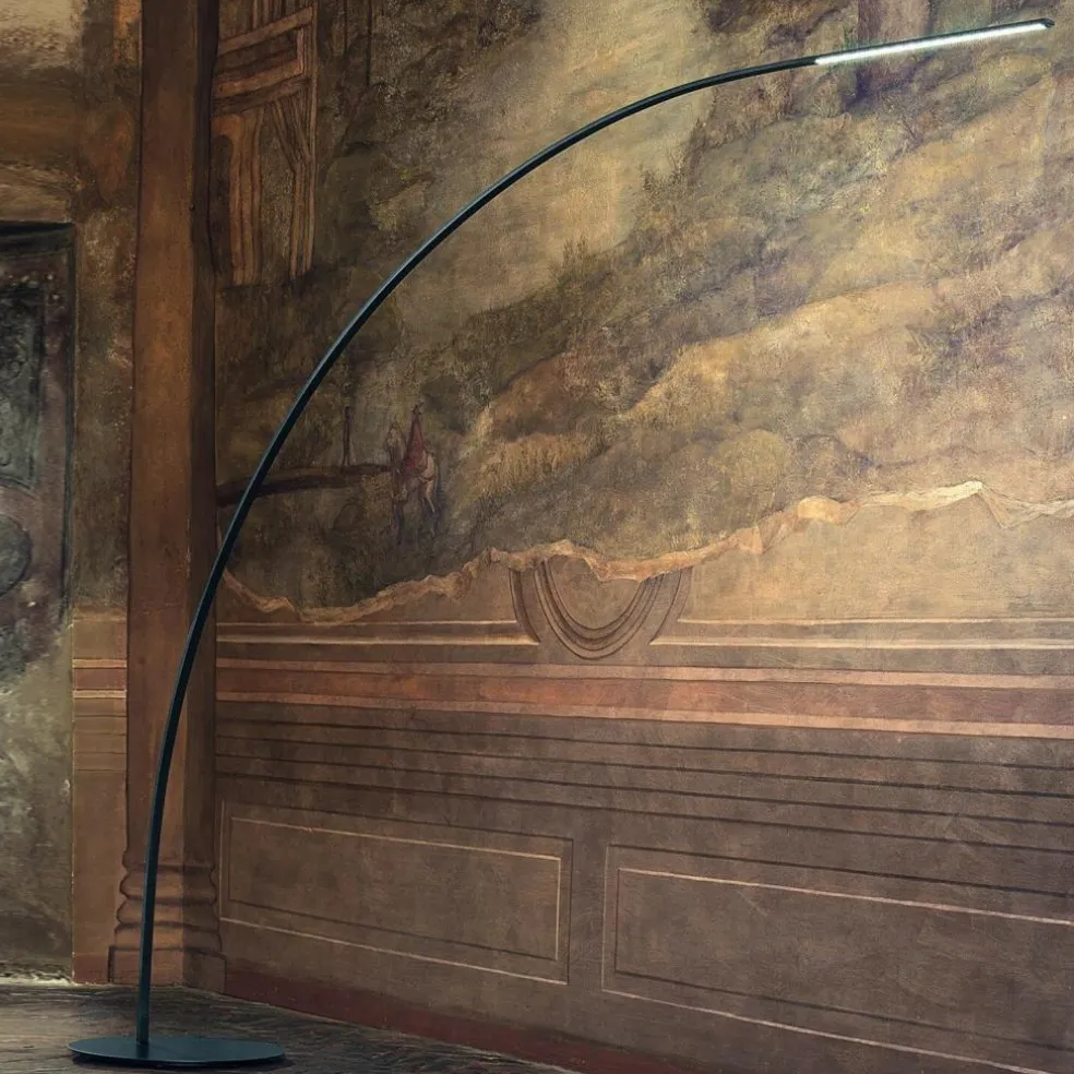 Yumi LED Stehleuchte