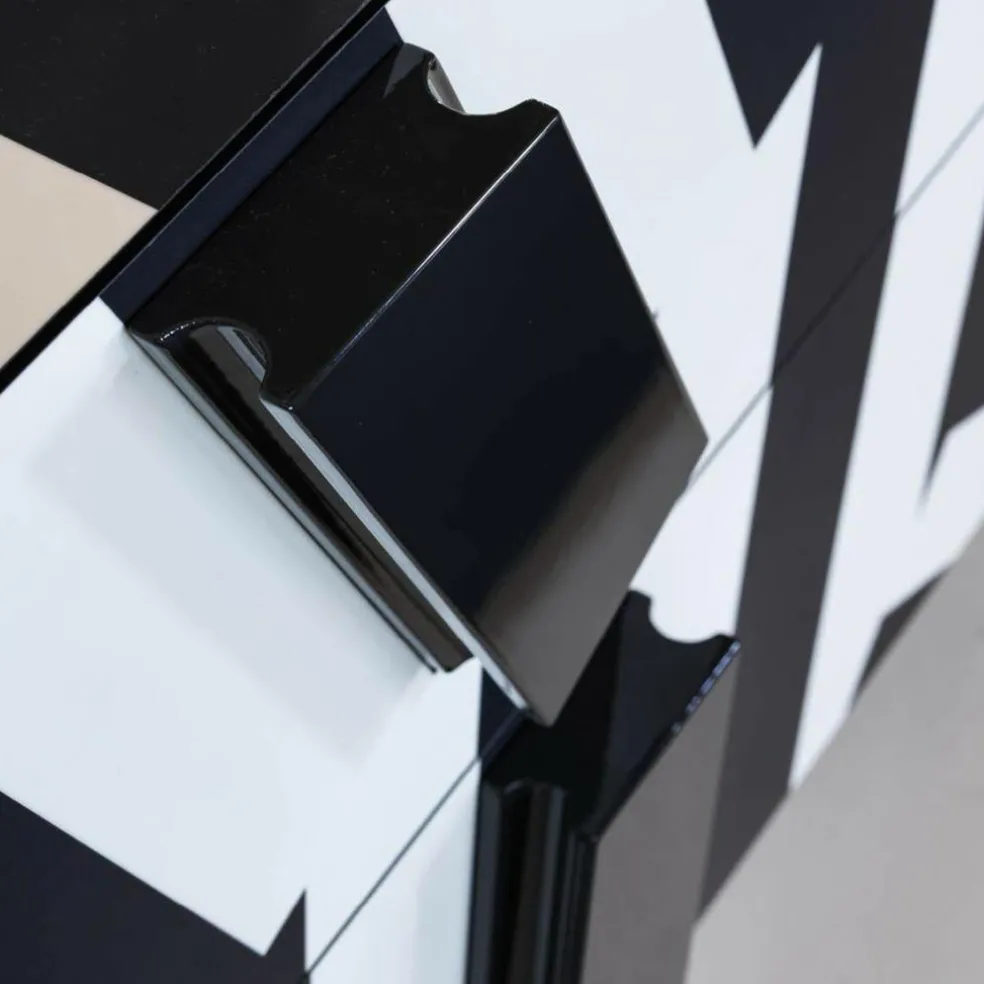 Ziqqurat Kommode H 155cm